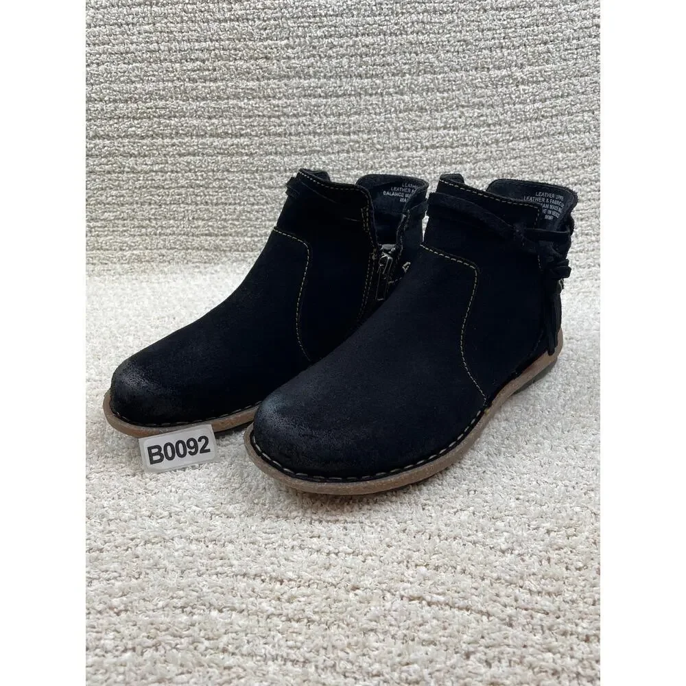 BORN Women's 6 Wynter Black Distressed Suede Leather Comfort Booties BR0017409